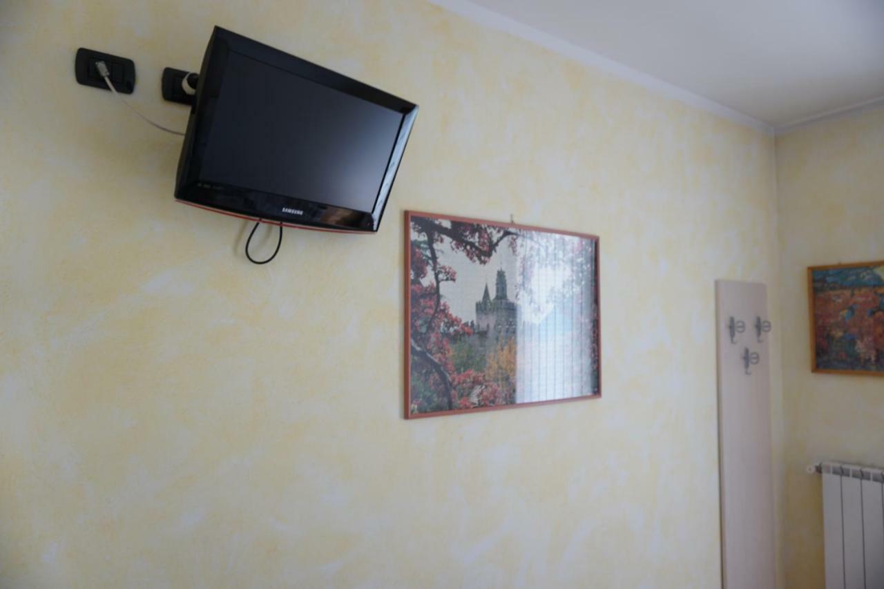 B&B La Villetta Breno Exterior photo